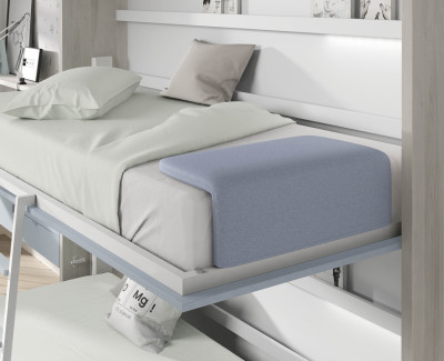 Safety rail with upholstered cover for Murphy bed